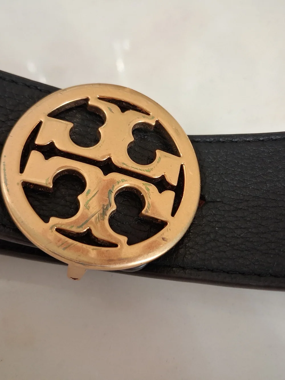Tory Burch Black Leather Belt with Gold Logo Buckle - Picture 4 of 4